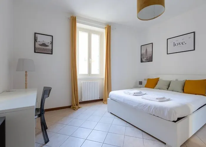 Easytopstay - Porta Garibaldi Cozy Flat * Milan